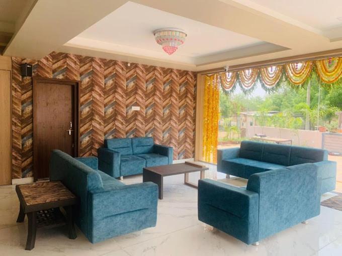 Swapnapurti Lodge, Akkalkot Akalkot Ngoại thất bức ảnh